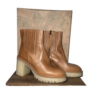 Free People James Tan/Brown Leather Chelsea Ankle Boots